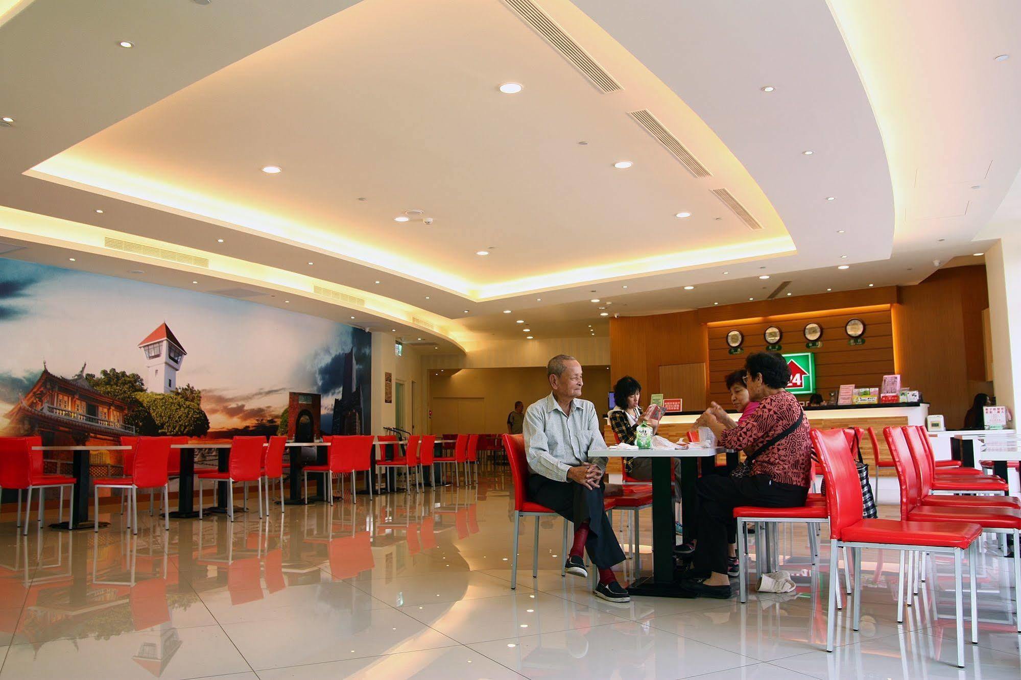 Lan Yin Tie Dao Hotel Tainan Eksteriør billede